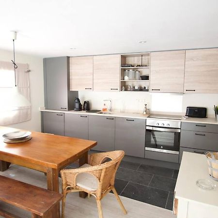 אלפ Apartament Central Amb Terrassa מראה חיצוני תמונה